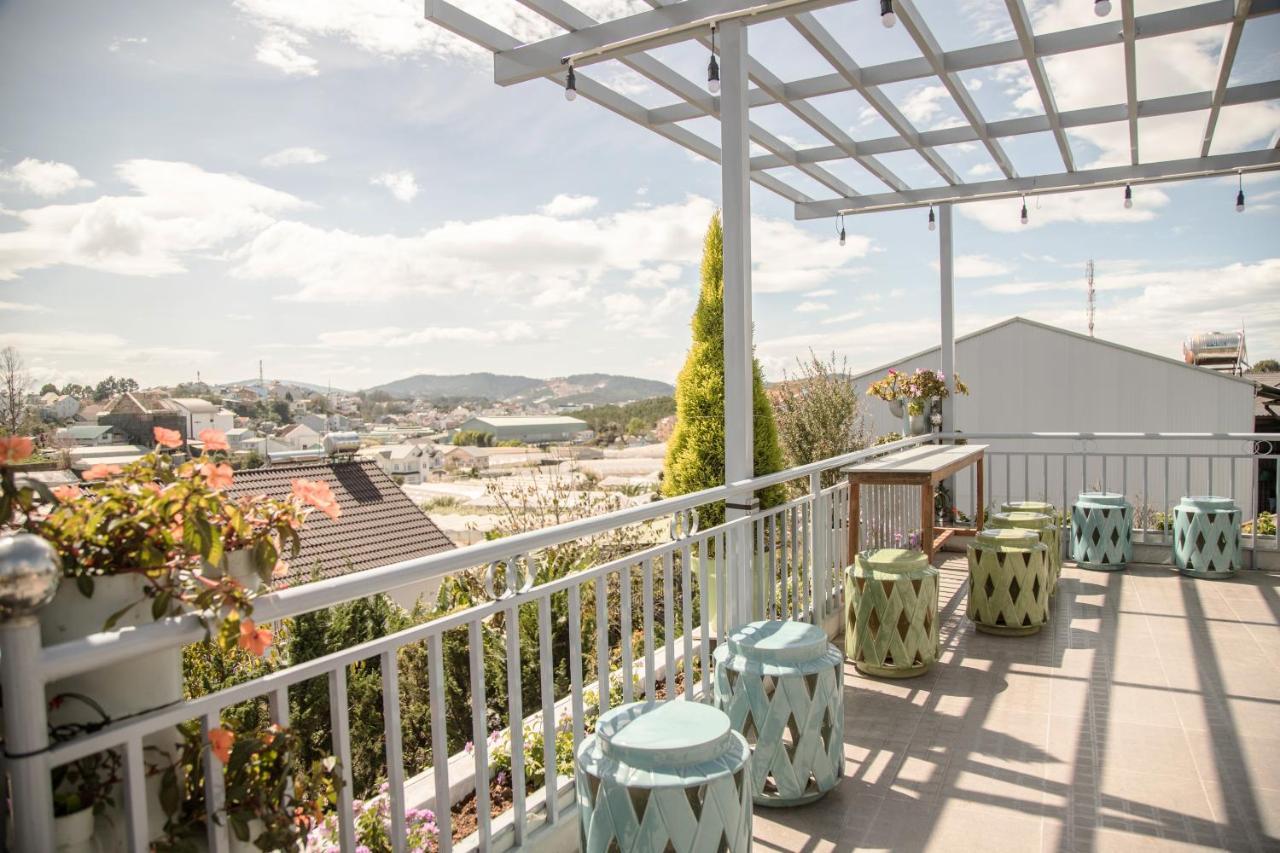 Appartement Nhà của Người và Ta à Đà Lạt Extérieur photo