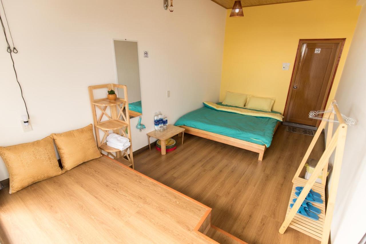 Appartement Nhà của Người và Ta à Đà Lạt Extérieur photo