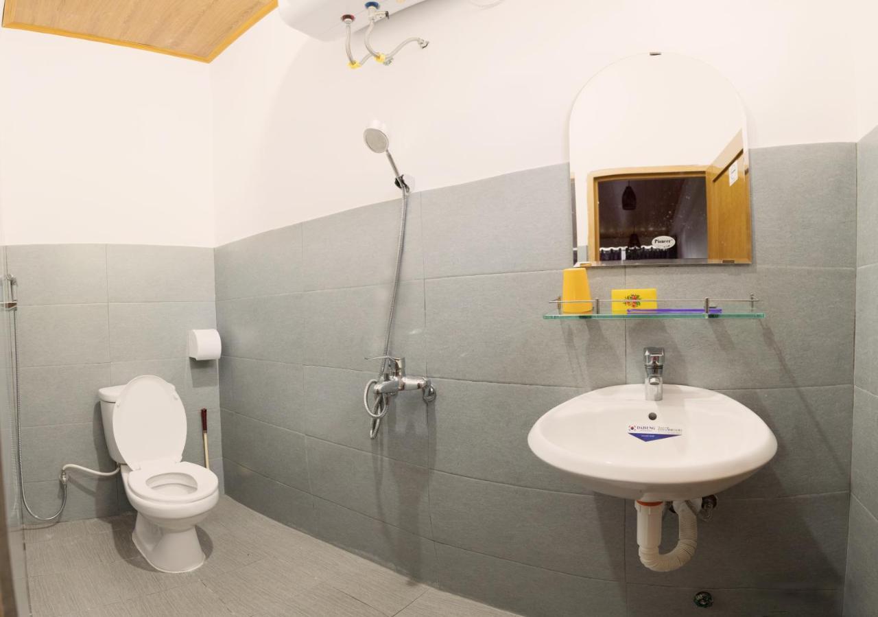 Appartement Nhà của Người và Ta à Đà Lạt Extérieur photo